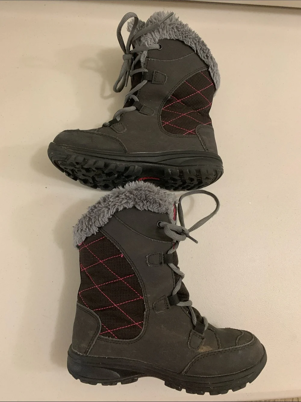 Columbia Ice Maiden Winter Snow Boots Youth Size 1 Black Quilted Faux Fur Pink
